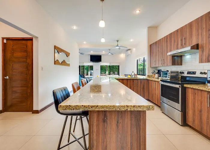 Casa Fabali Tamarindo